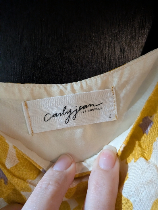Carly Jean Los Angeles Dresses & Skirts - Carly Jean Los Angeles Cream Maxi Dress with Yellow Floral Print